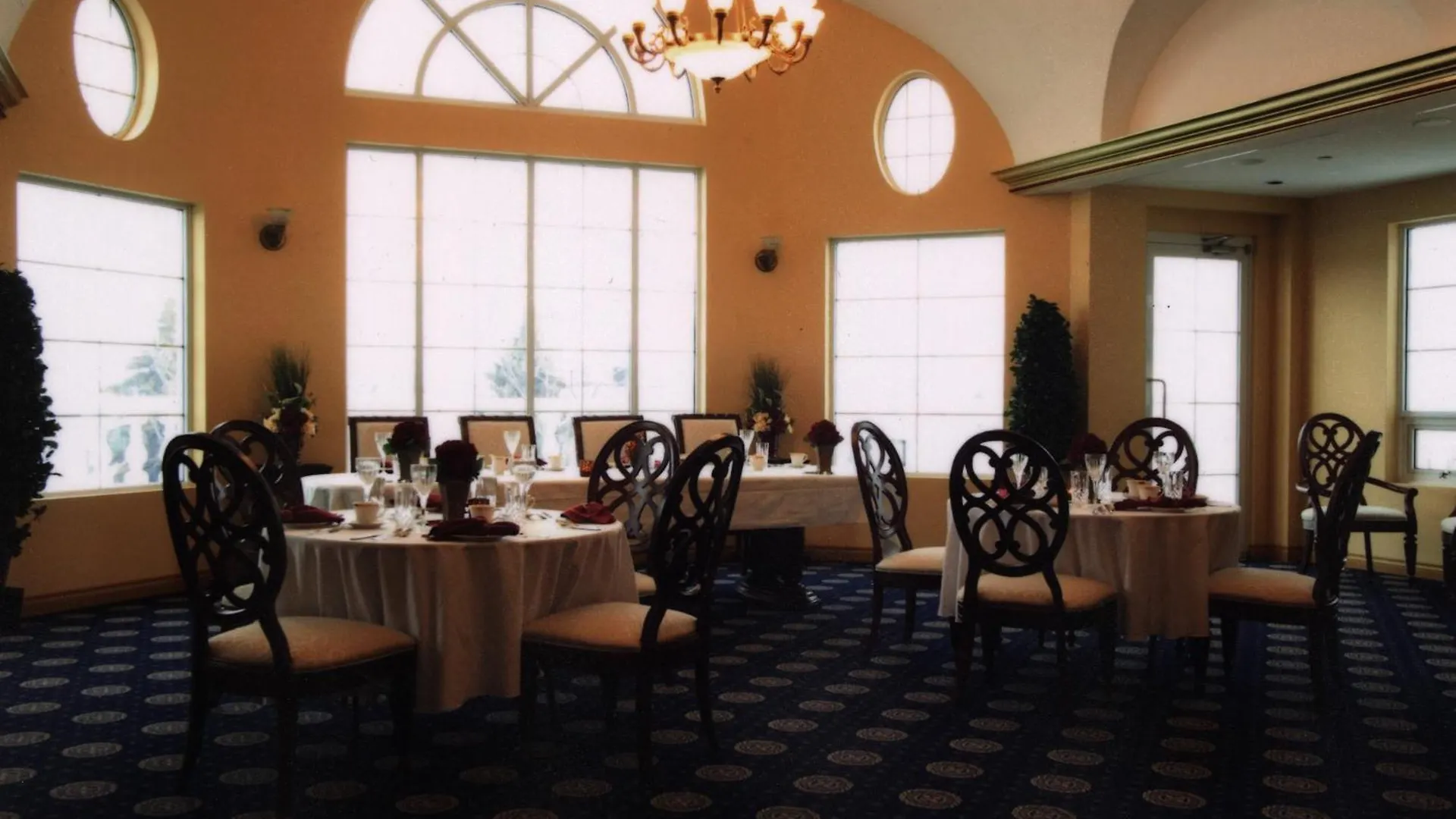 Chateau Louis Hotel & Conference Centre Edmonton 3*,  Canada