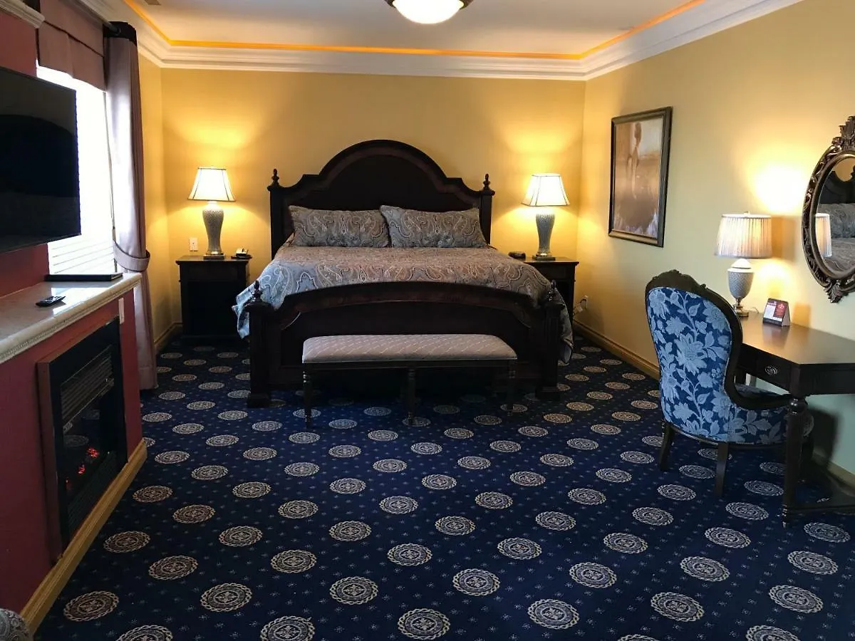 Chateau Louis Hotel & Conference Centre Edmonton 3*,